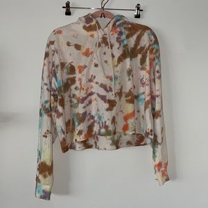 NWOT Cropped Tie Dye Hoodie💕